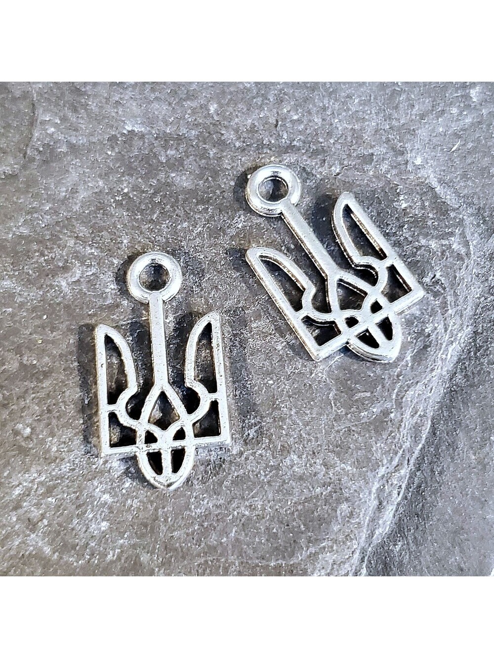 Silver Ukraine National Emblem Ukrainian Symbol 18x9mm Charms Pendants 10 pcs